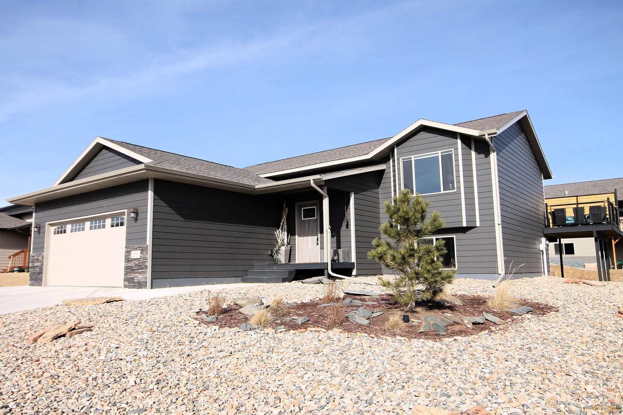2519 Meadows Dr - Photo 1
