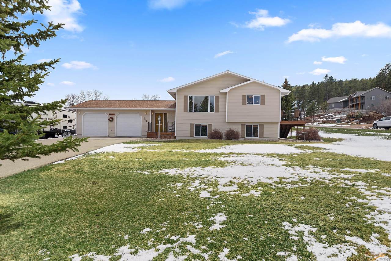 1410 Pine View Dr - Photo 1