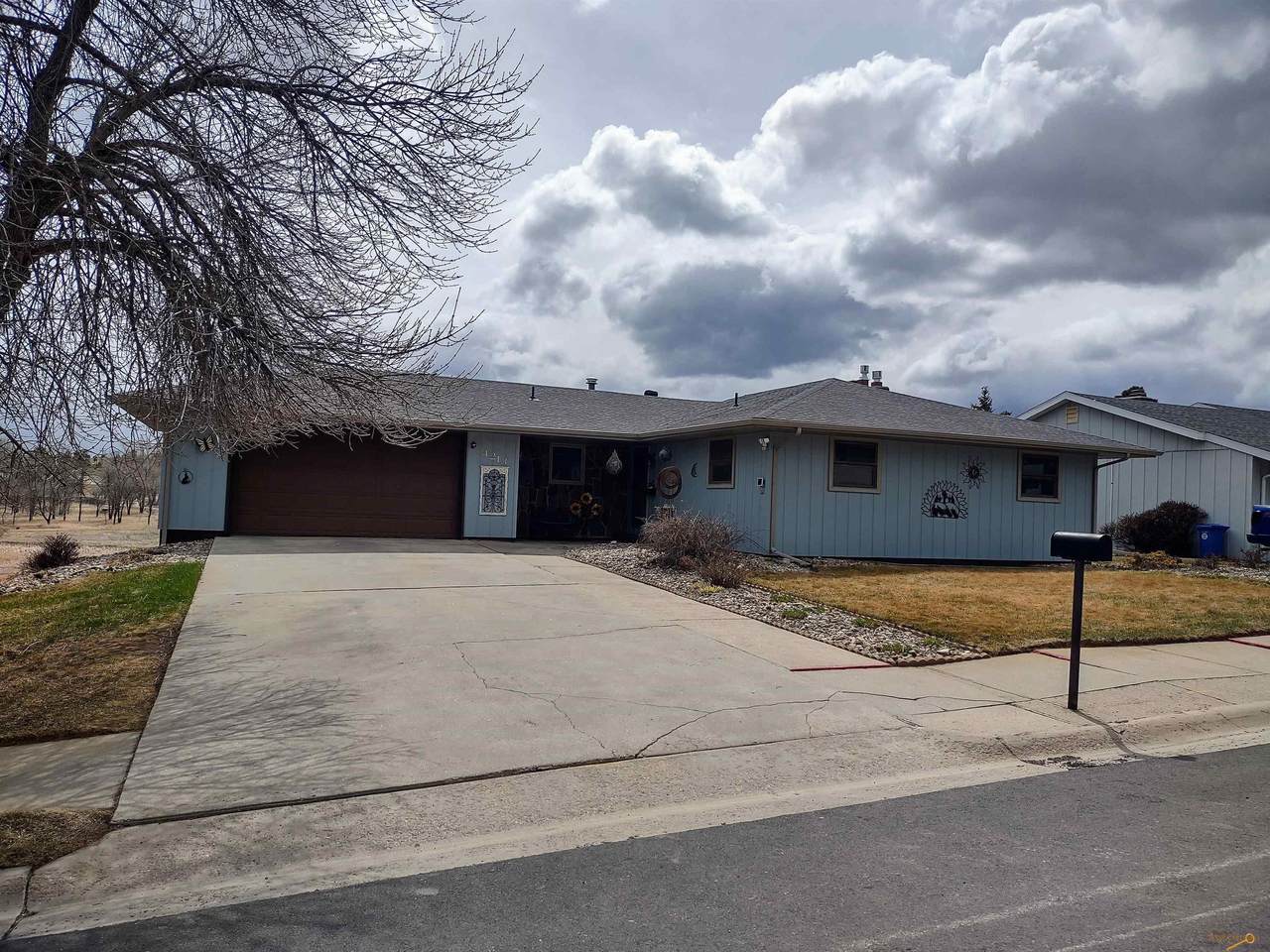 4213 Mary Dr - Photo 1