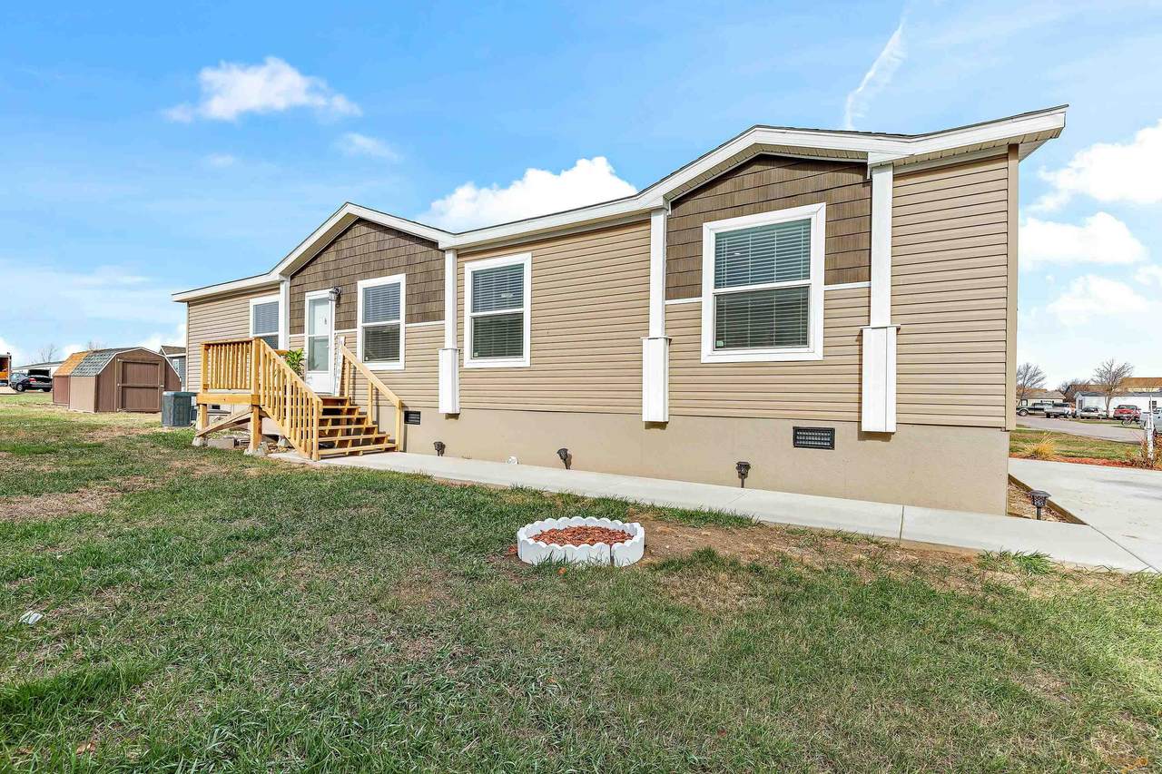 4417 Circlewood Dr - Photo 1