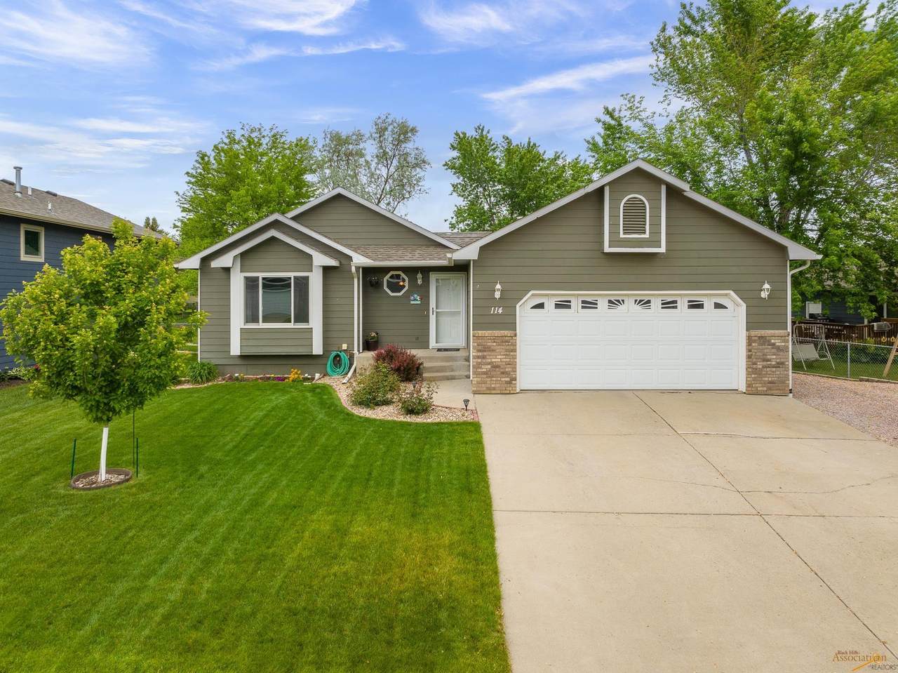 114 Windslow Dr - Photo 1