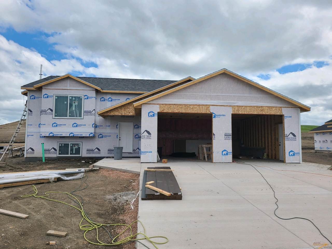 3115 Caymus Dr - Photo 1