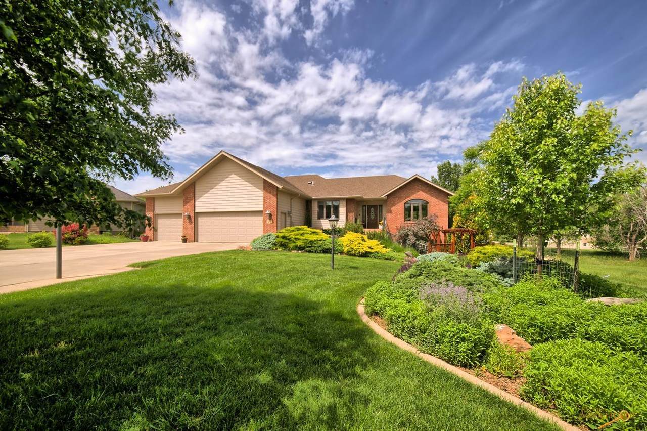 5211 Stoney Creek Dr - Photo 1