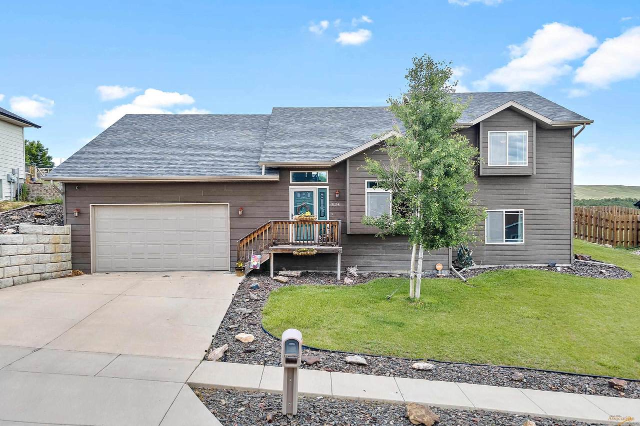 834 Crimson Ct - Photo 1
