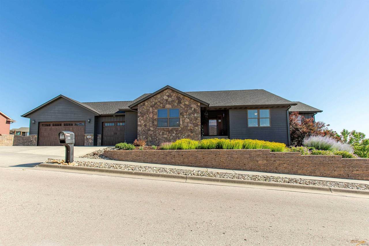 520 Stumer Rd - Photo 1
