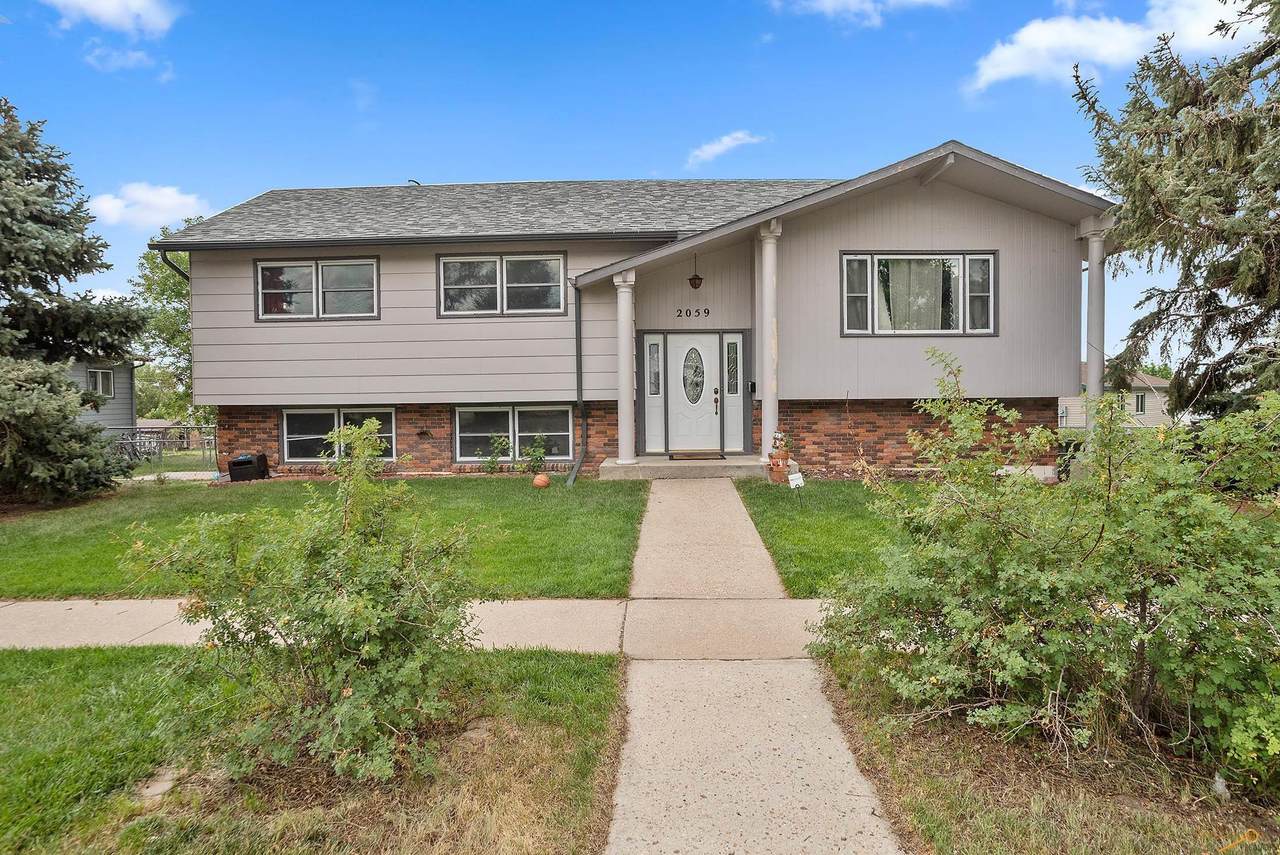 2059 12TH AVE - Photo 1