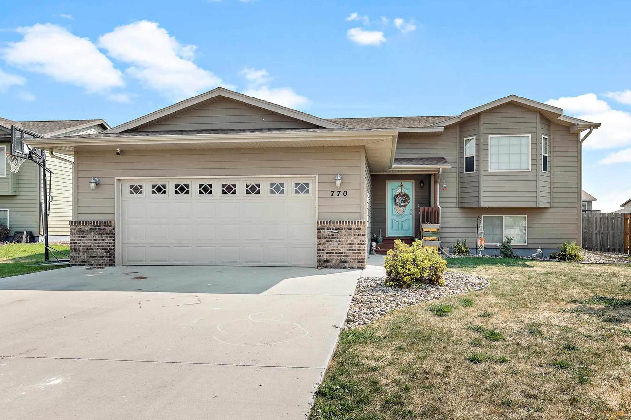 770 Radial Ln - Photo 1