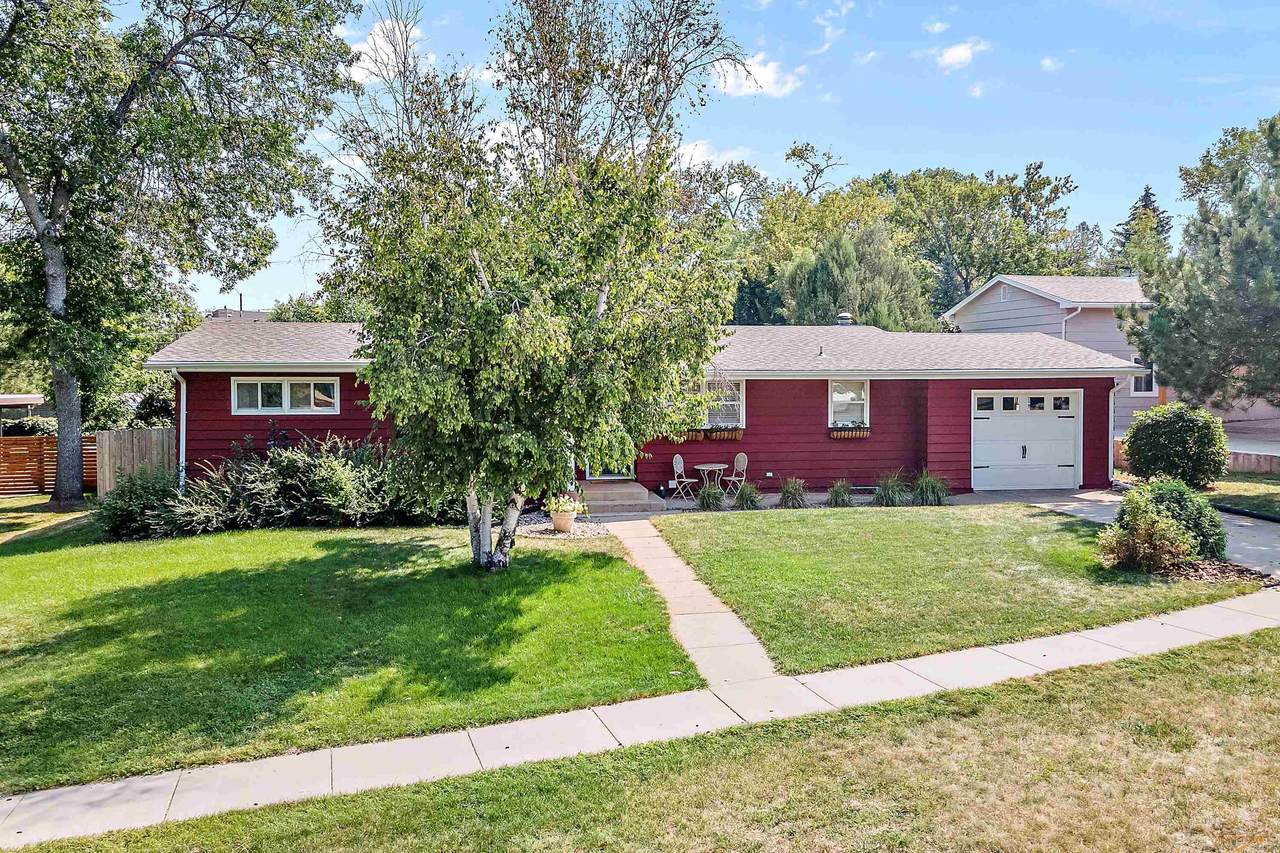 624 43RD CT - Photo 1