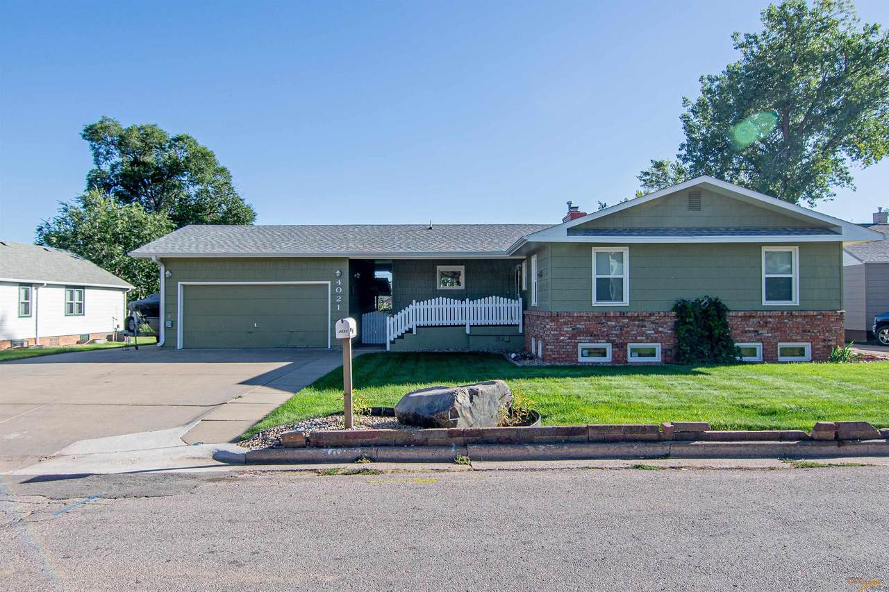 4021 Minnekahta Dr - Photo 1