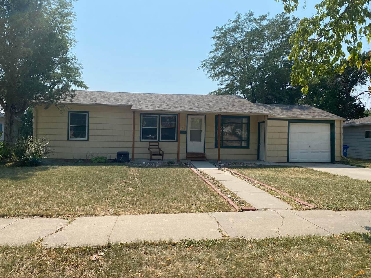 125 St Charles - Photo 1