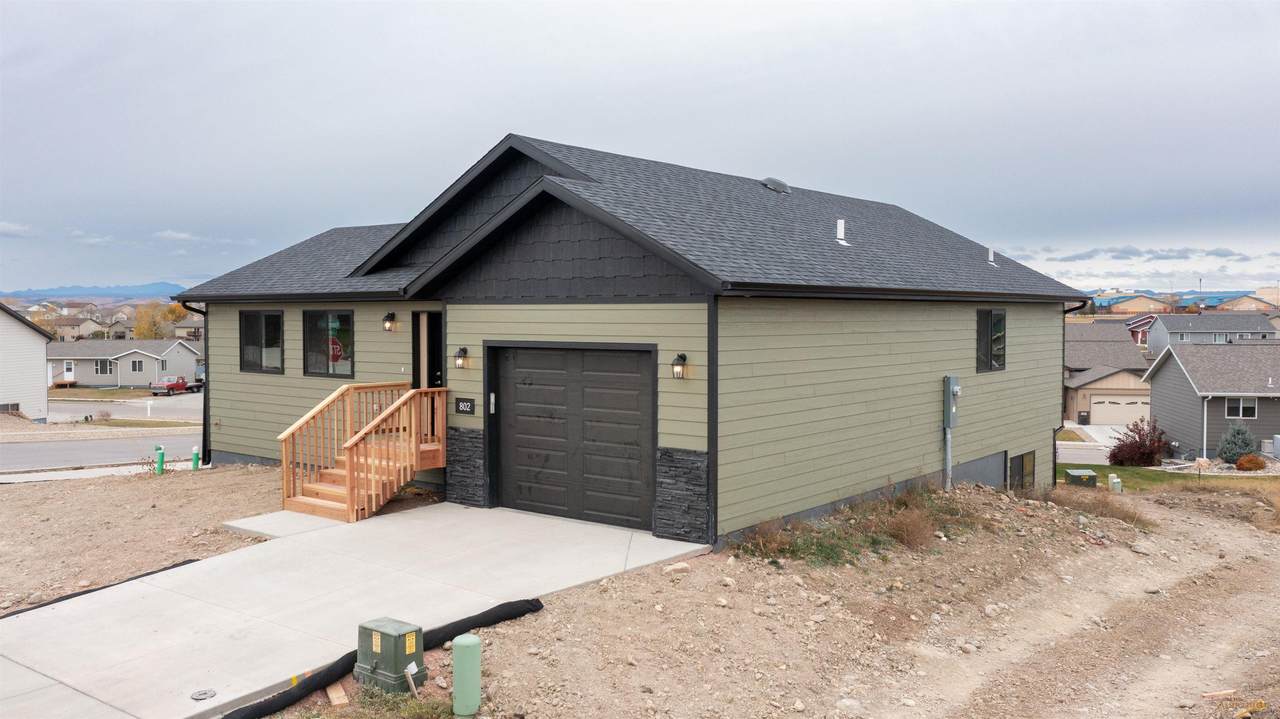 802 Jones Dr - Photo 1