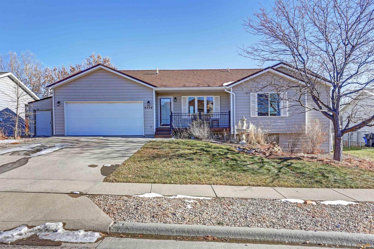 4204 Derby Ln - Photo 1