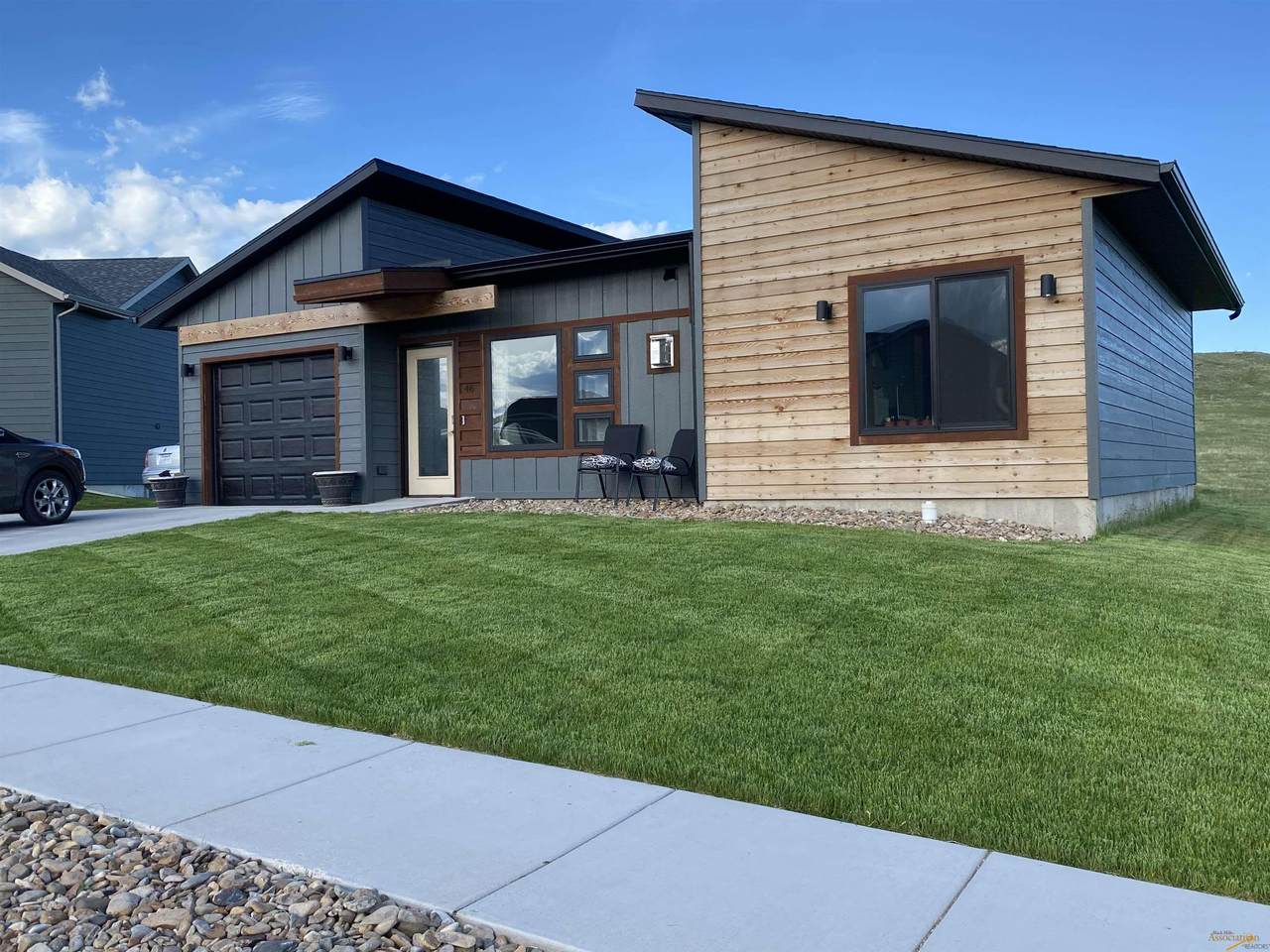 46 Melano St - Photo 1
