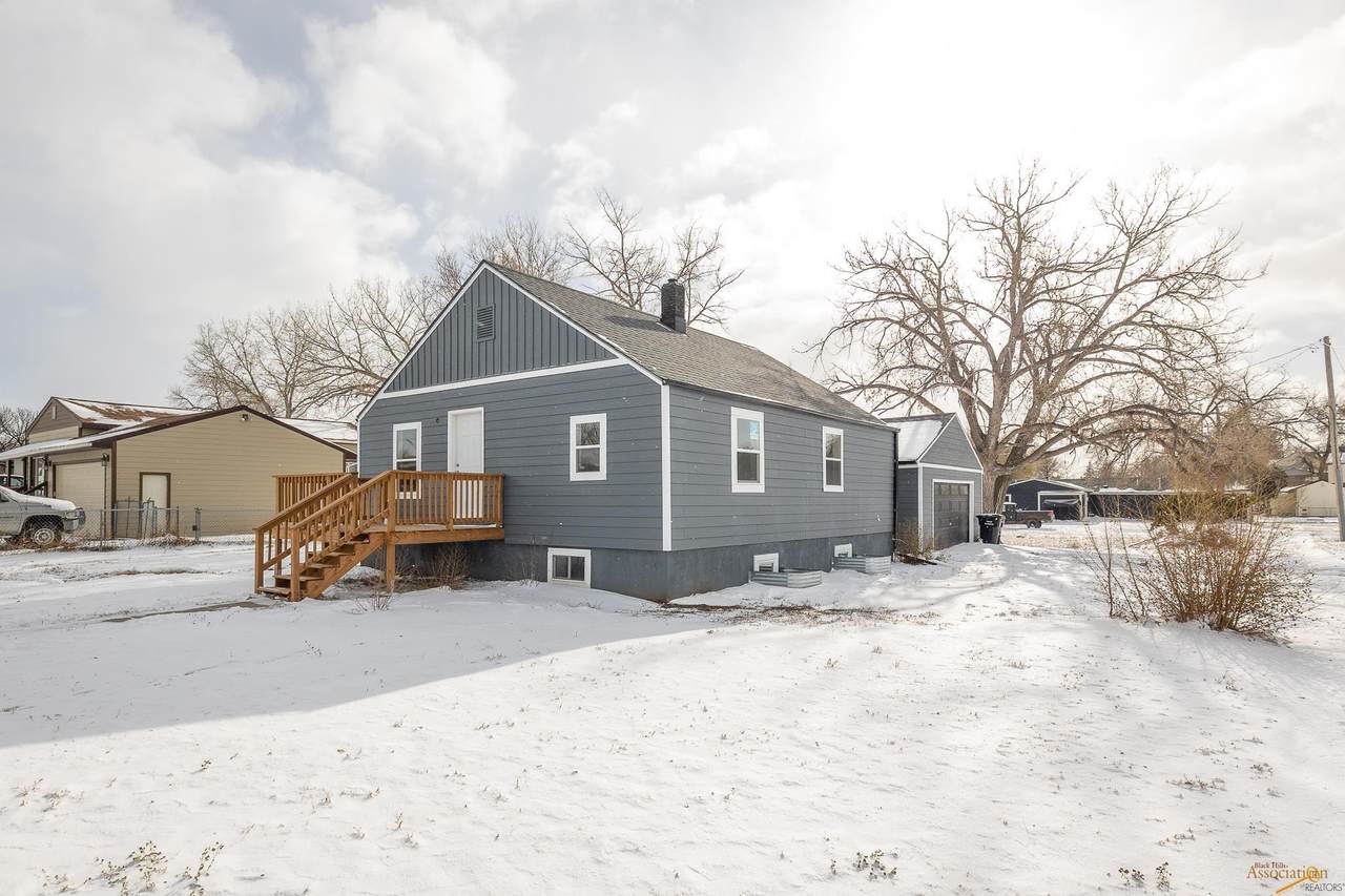 247 Macarthur - Photo 1