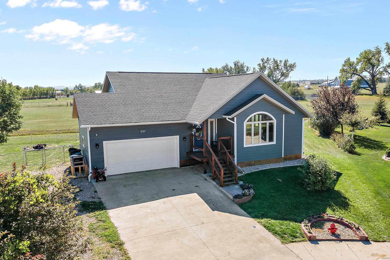 2121 Pauline Circle - Photo 1