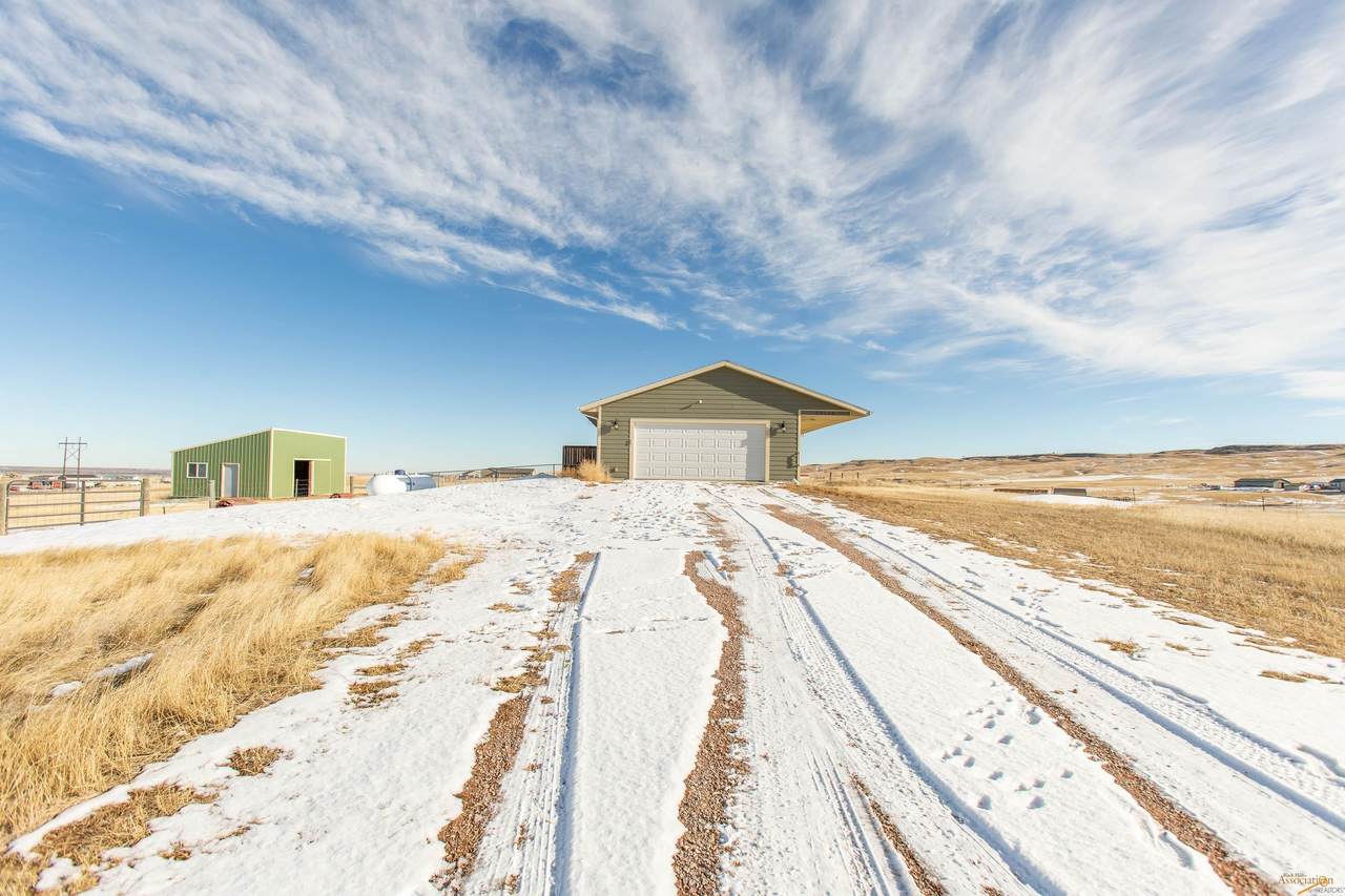 22208 Saddle Rd - Photo 1