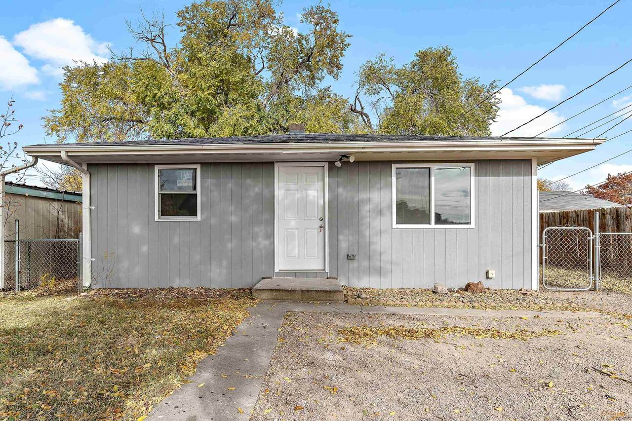 205 Watertown - Photo 1