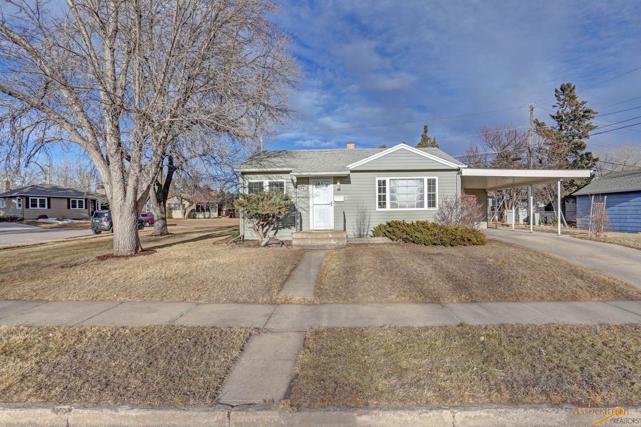 4218 Meadowwood Dr - Photo 1