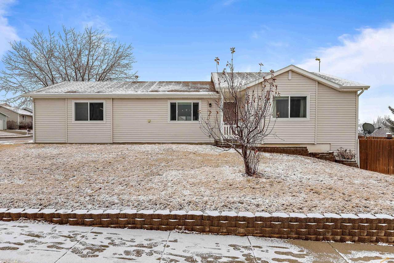 4783 Avenue A - Photo 1