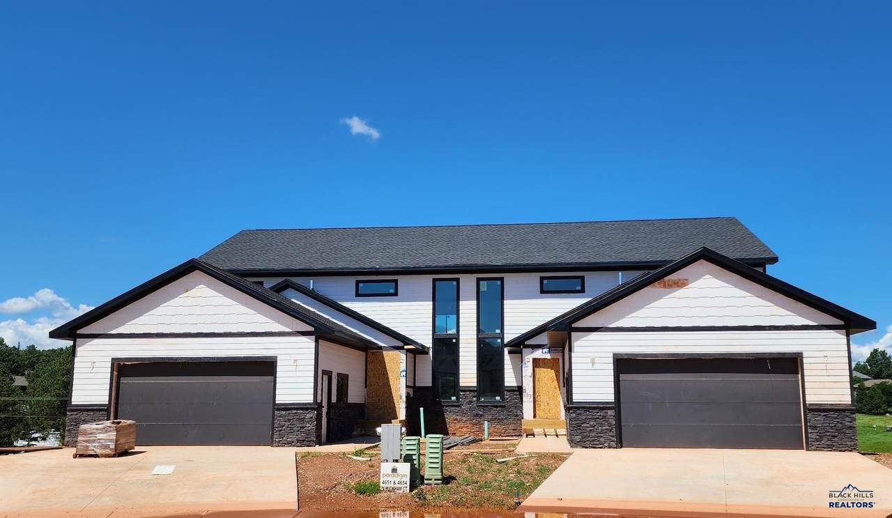 4654 Wickham Ct - Photo 1