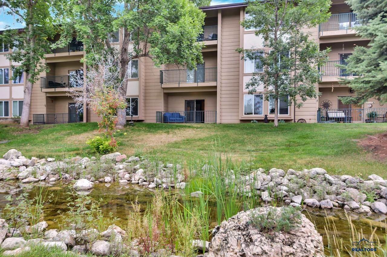 3953 Fairway Hills Dr - Photo 1