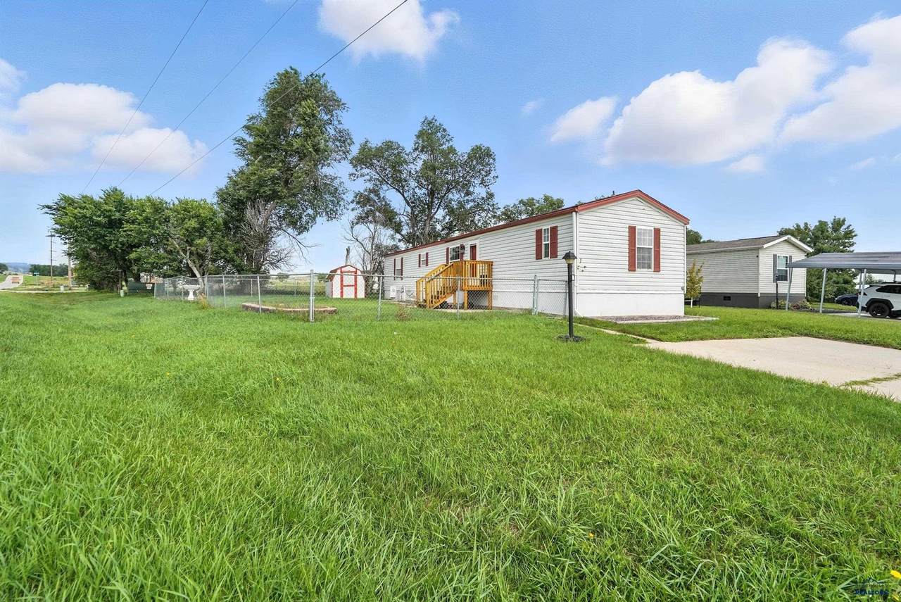1980 Country Rd - Photo 1