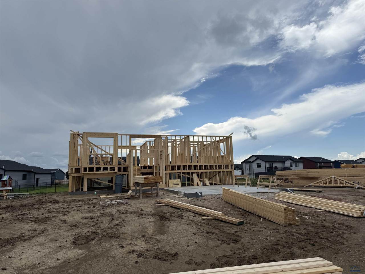 615 Bull Run Dr - Photo 1