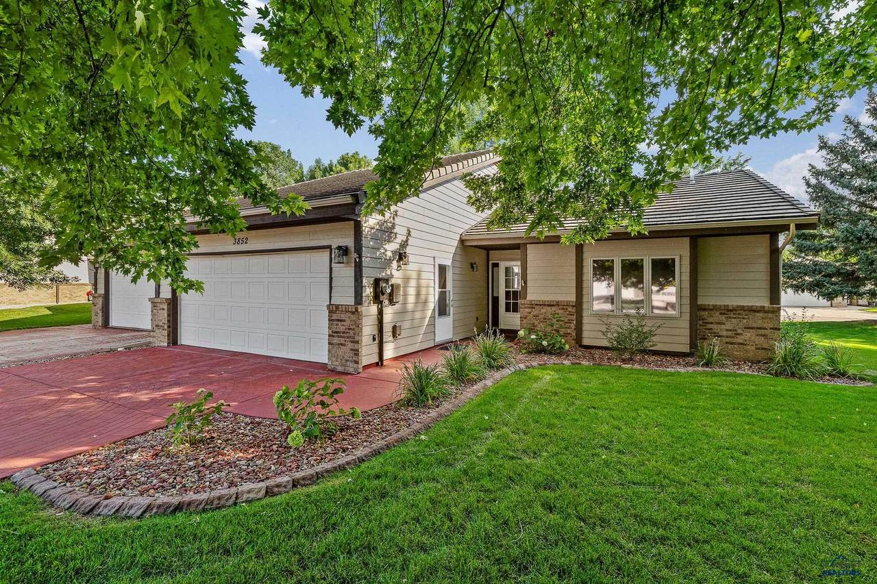 3852 Pebble Beach Ct - Photo 1