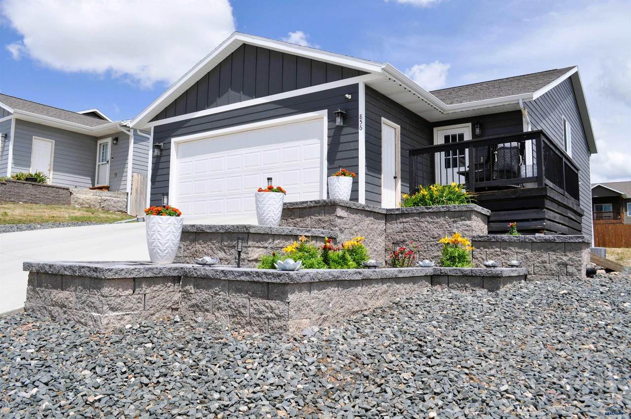 856 Diamond Ridge Boulevard - Photo 1