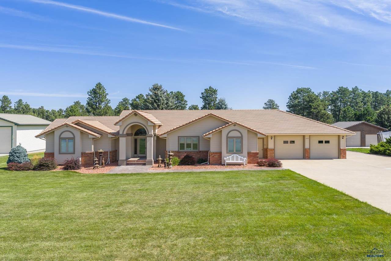 1240 Kings Rd - Photo 1