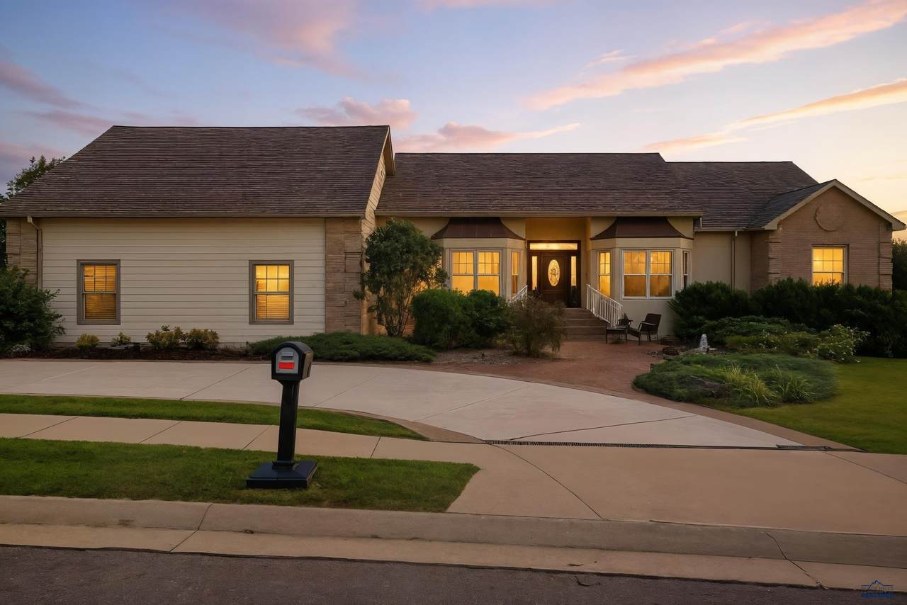 1200 Enchantment Rd - Photo 1