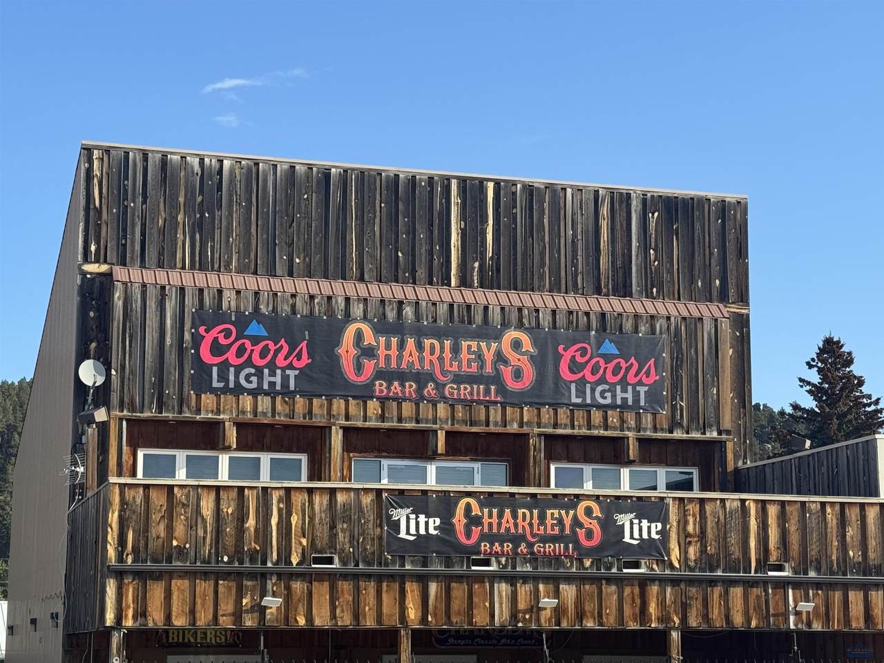 947 Main St - Photo 1