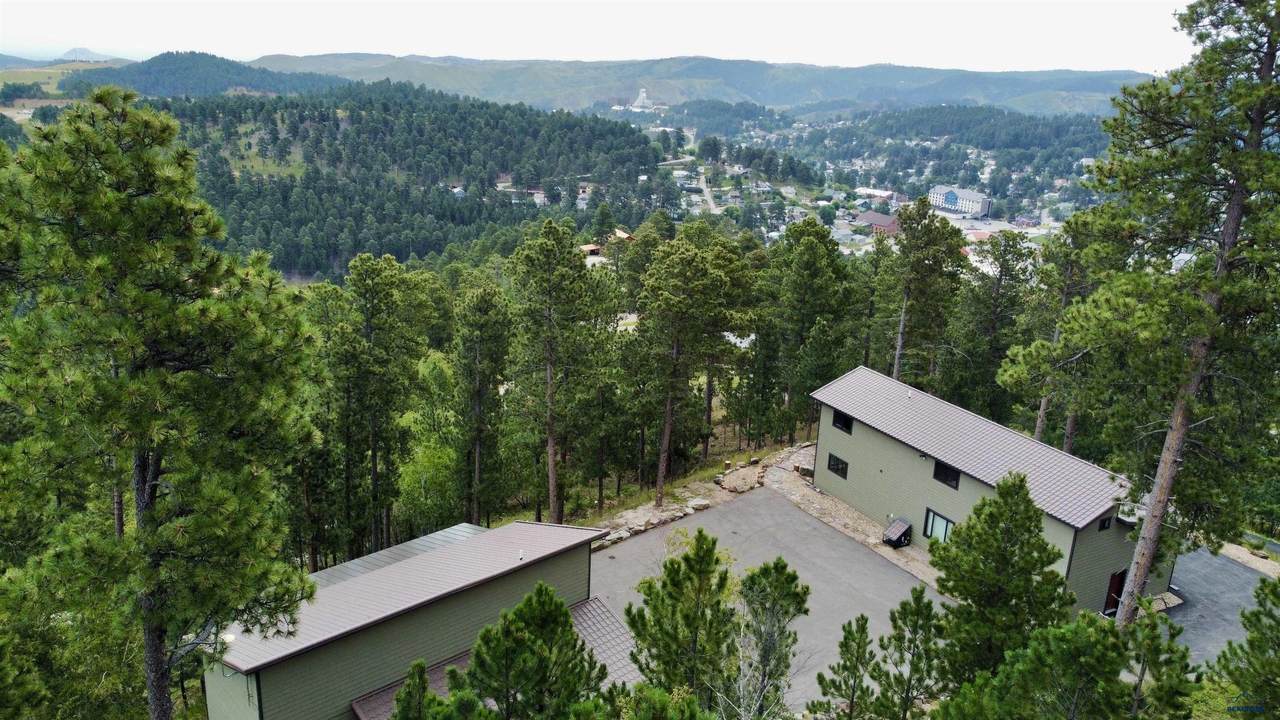 102 Heritage Ave - Photo 1