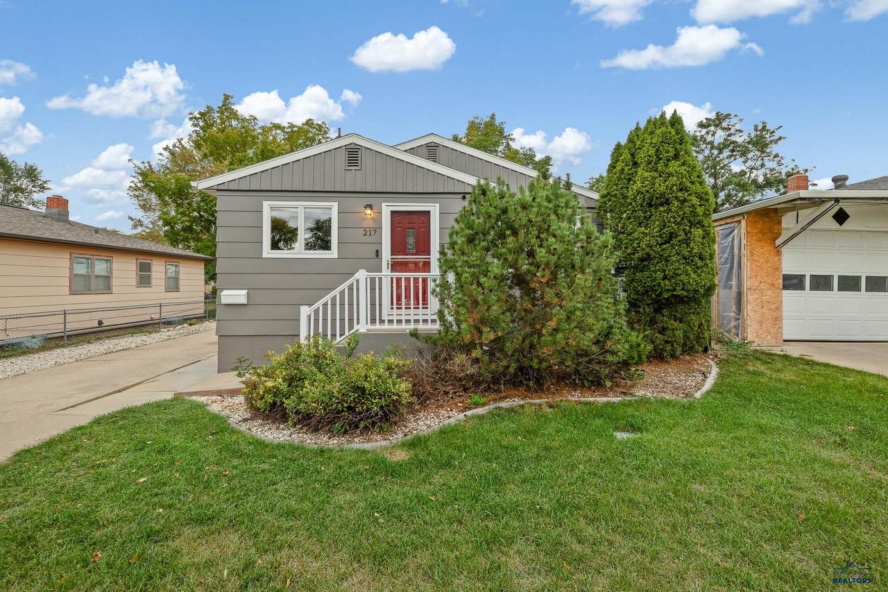 217 St Anne - Photo 1