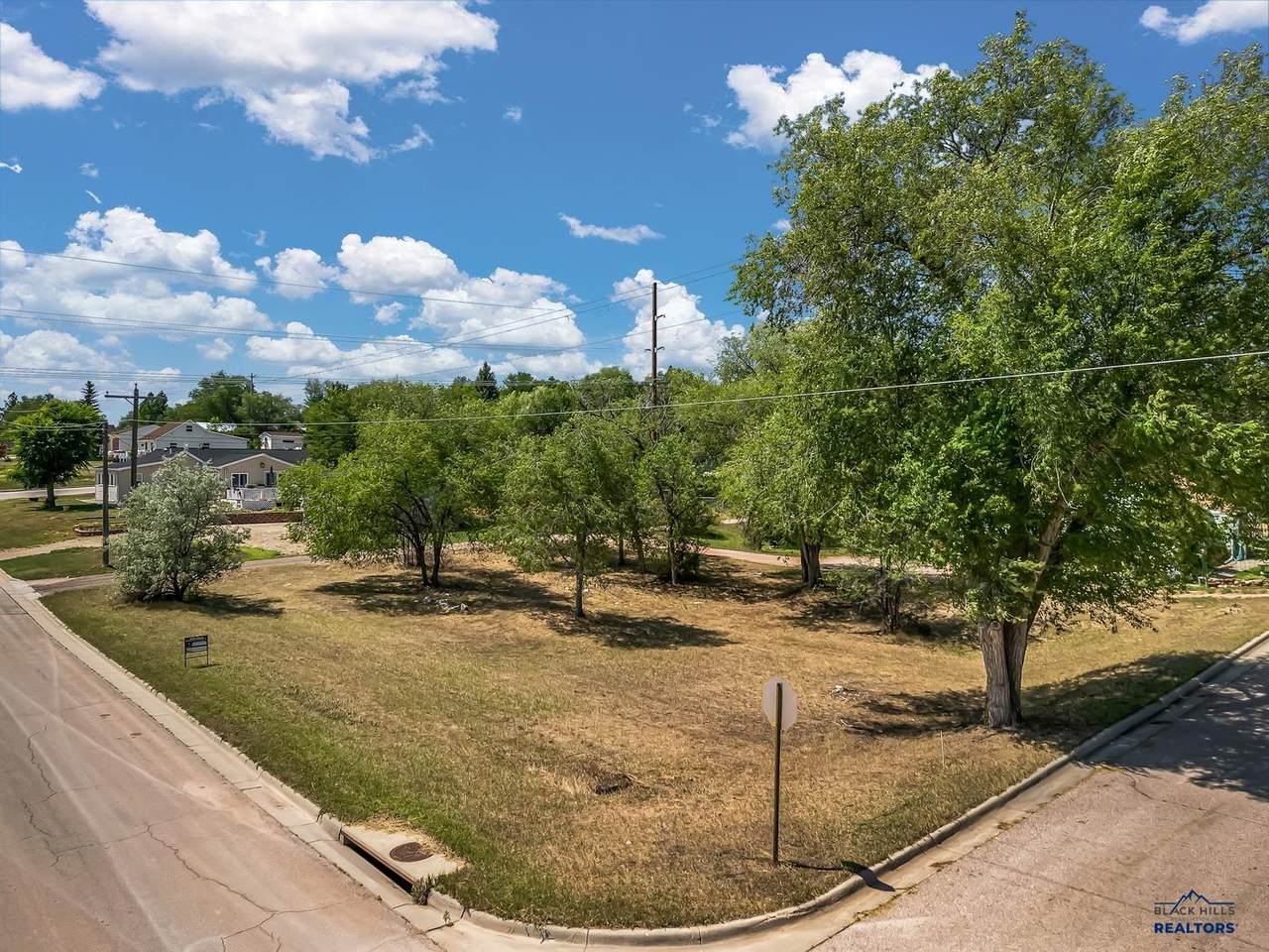 2303 Wilson Ave - Photo 1