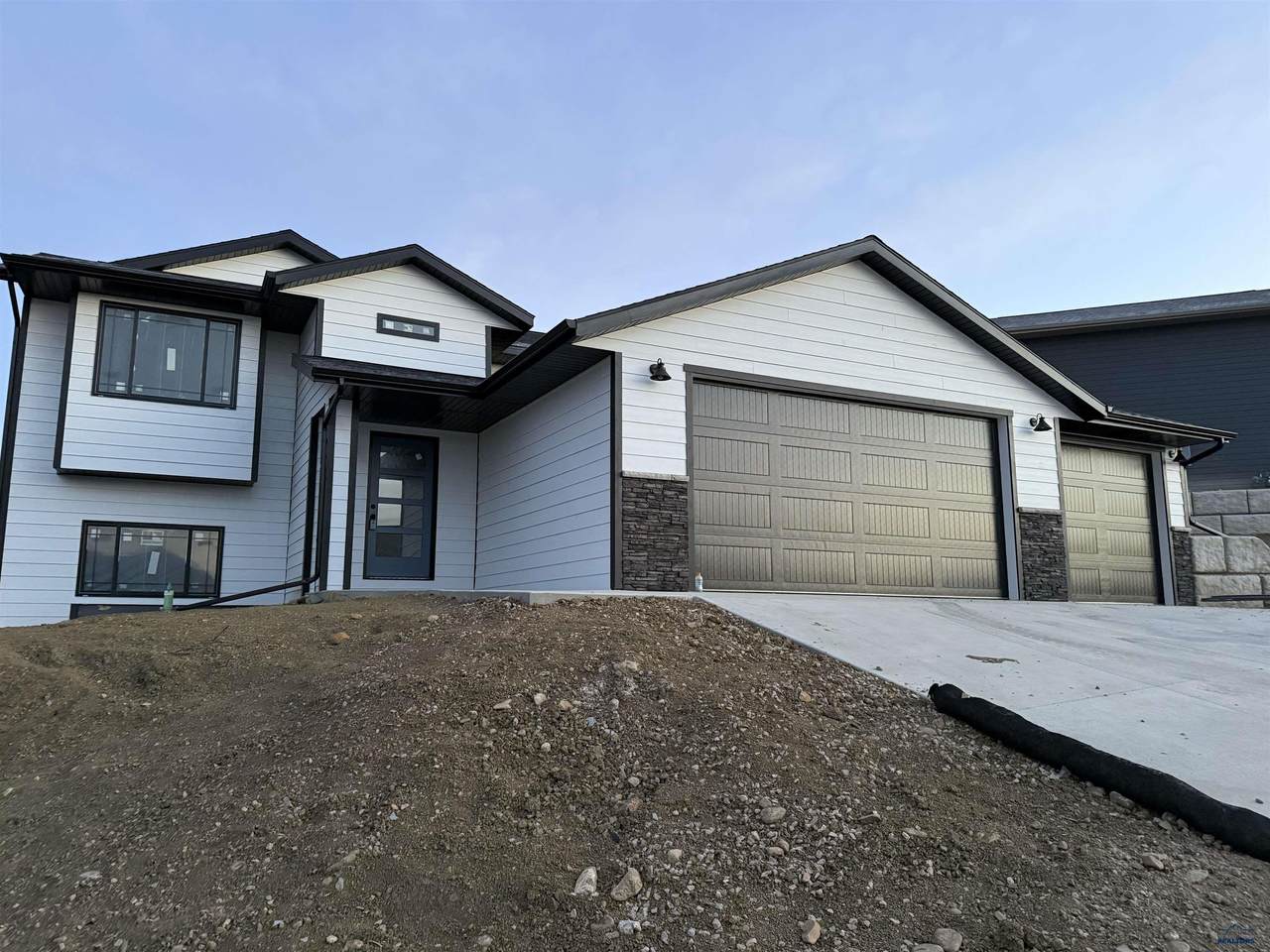 5328 Silverton St - Photo 1