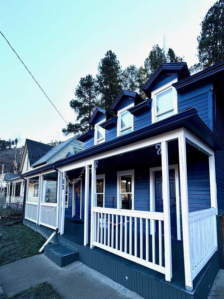 63 Stewart St - Photo 1