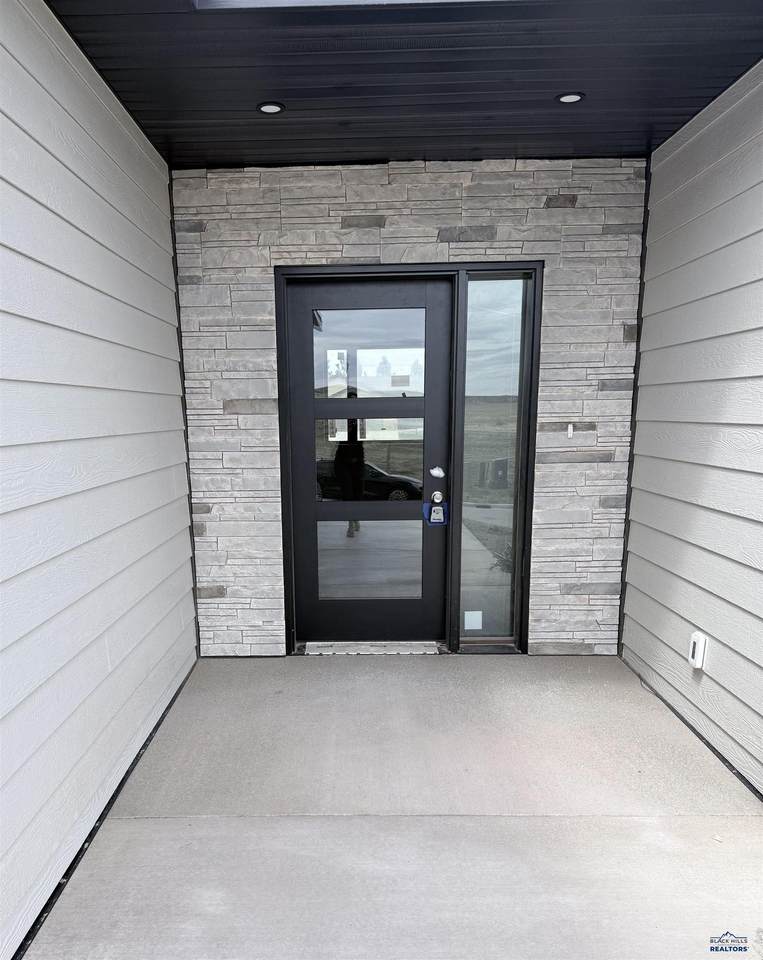 https://bt-photos.global.ssl.fastly.net/blackhills/1280_boomver_1_177555-2.jpg