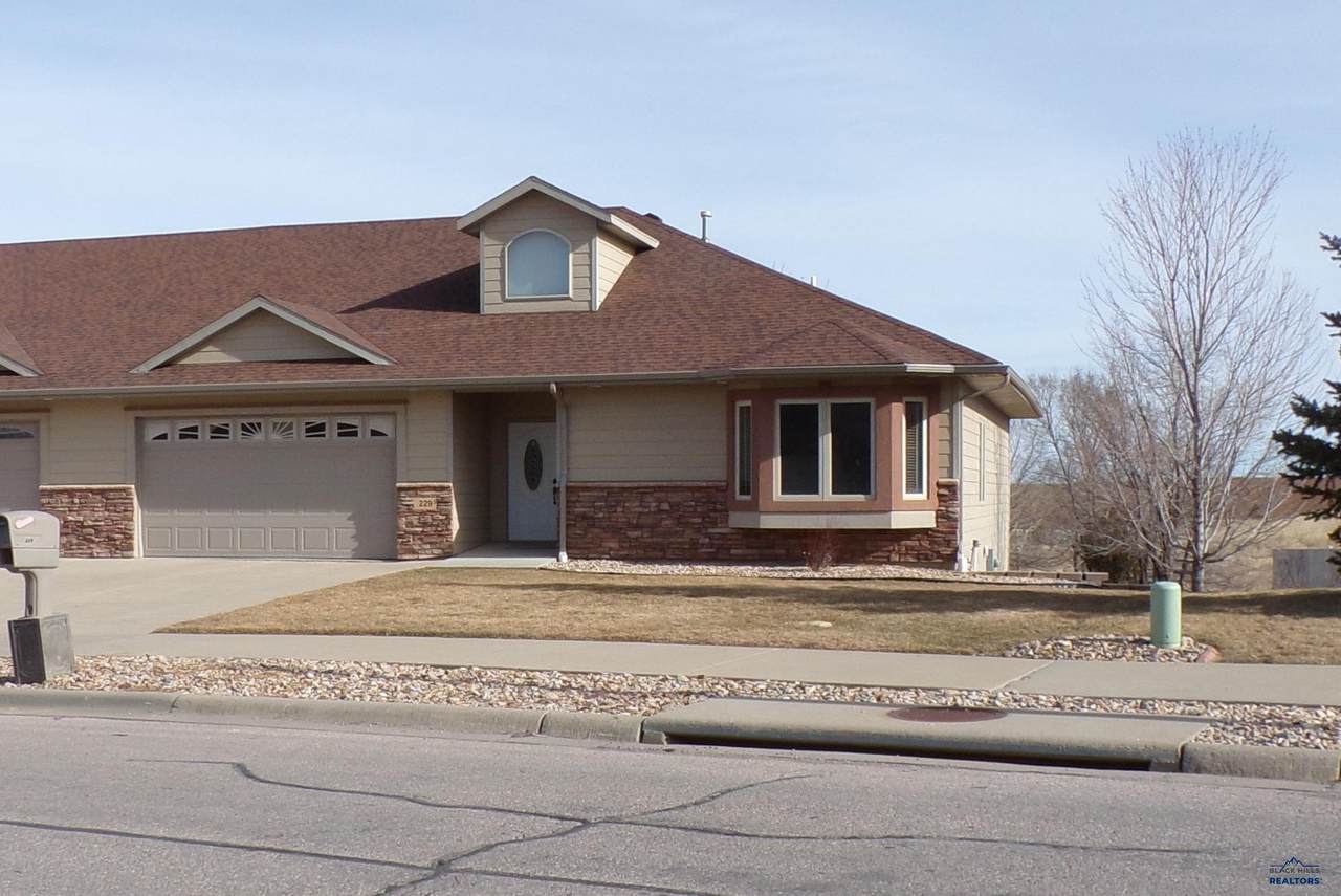 229 Enchantment Rd - Photo 1