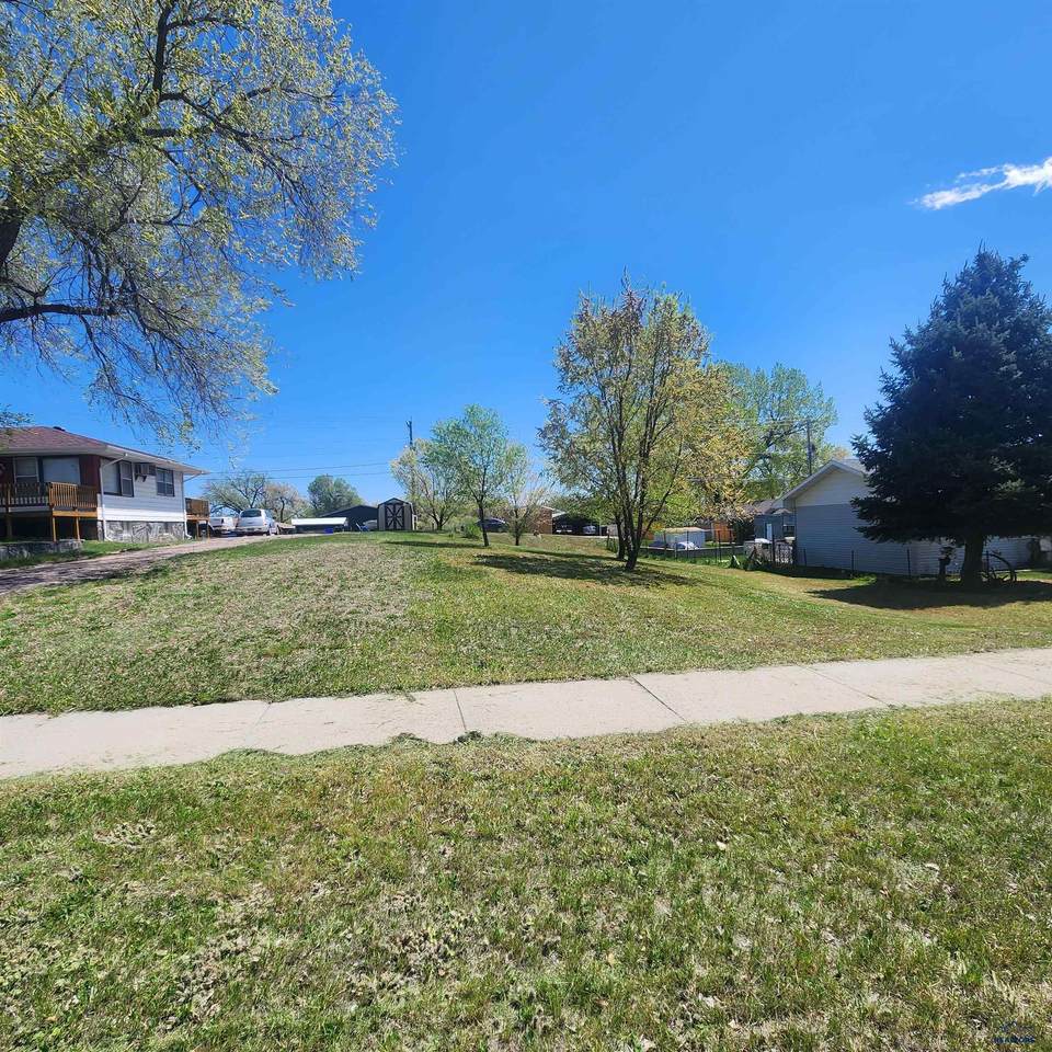 TBD Wood Ave - Photo 1