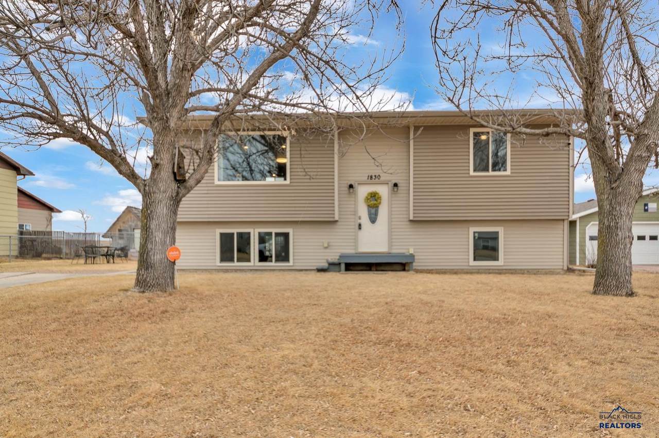 1830 Ennen Dr - Photo 1