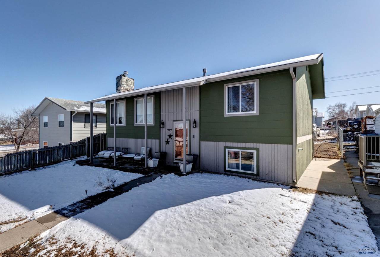 227 Nowlin - Photo 1