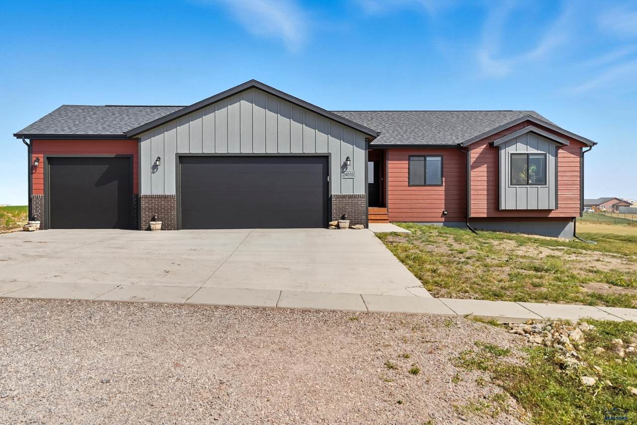 24010 Bridle Ridge Ct - Photo 1