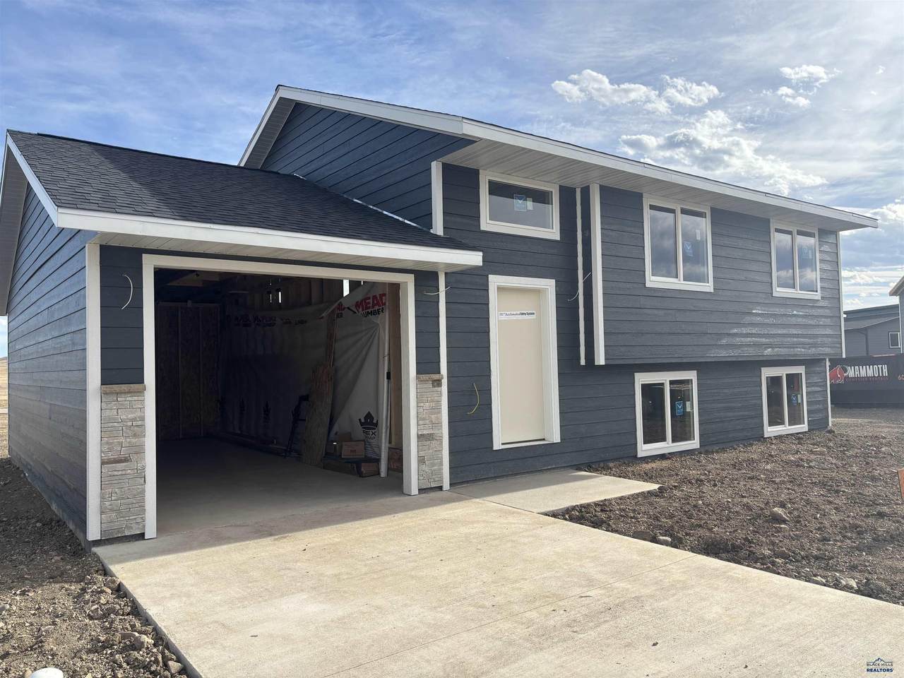 865 Bushnell Ct - Photo 1
