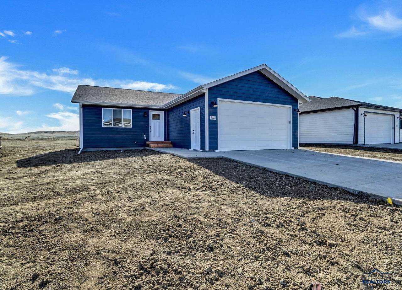 473 Alpha Ave - Photo 1