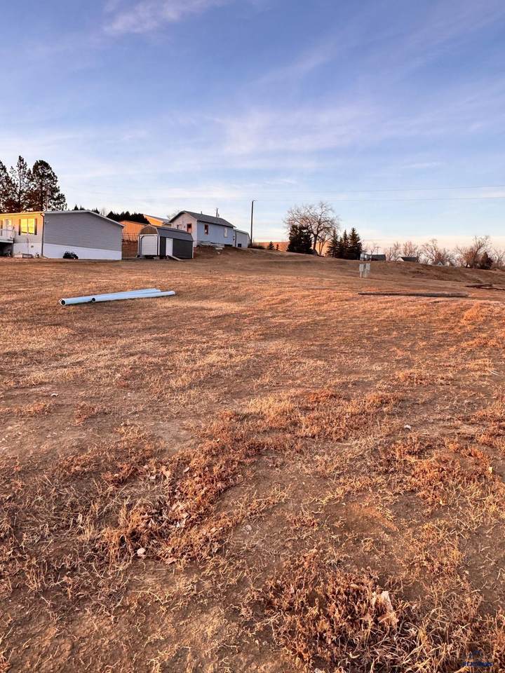 360 Whitney St - Photo 1