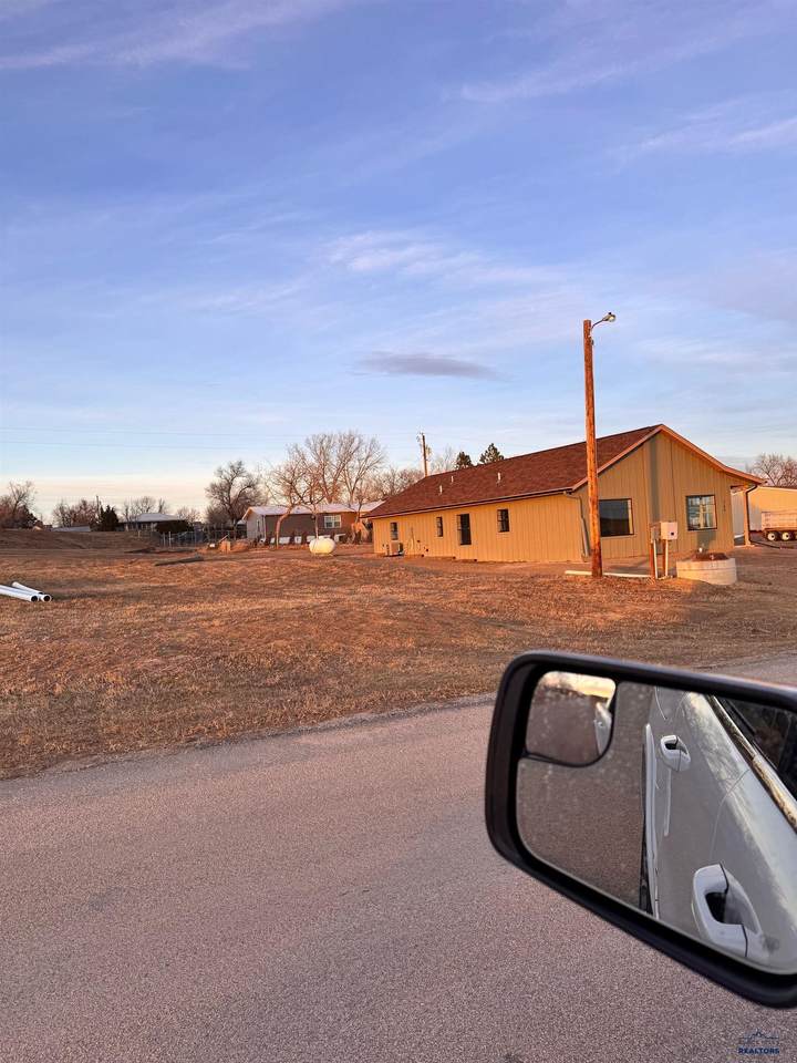 https://bt-photos.global.ssl.fastly.net/blackhills/1280_boomver_1_178203-2.jpg
