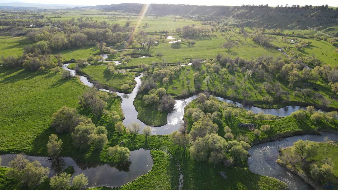 https://bt-photos.global.ssl.fastly.net/blackhills/1280_boomver_1_178217-2.jpg