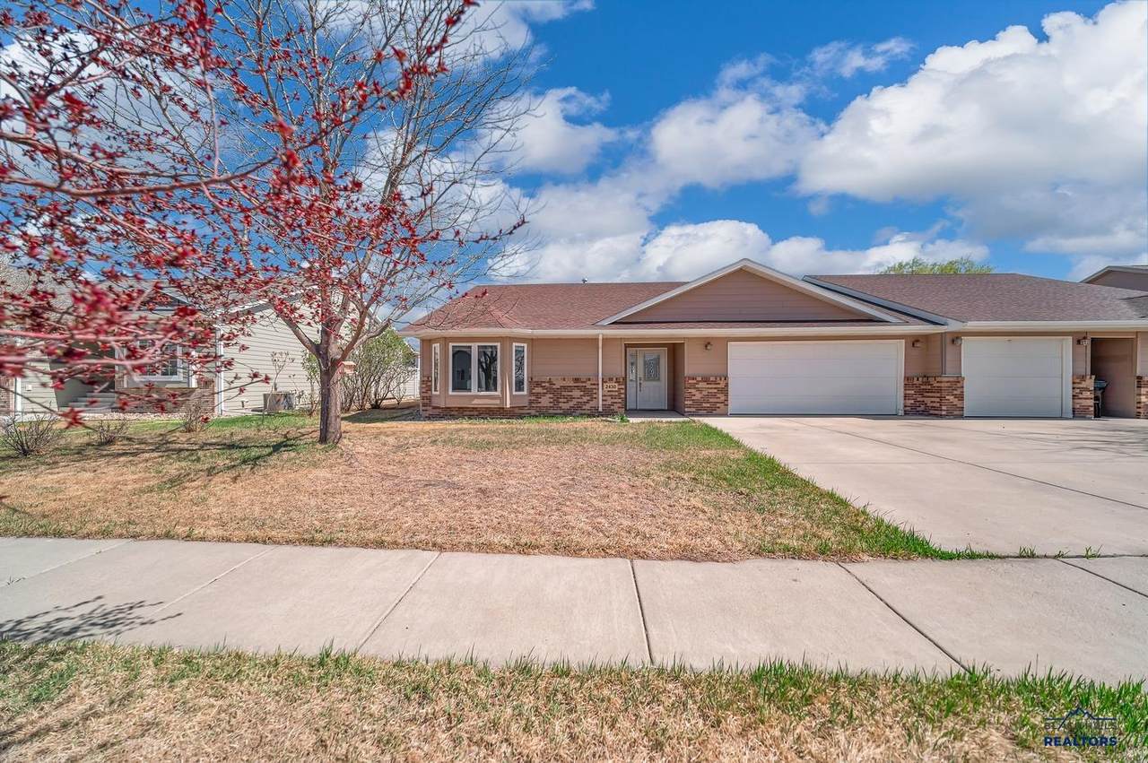2430 Smith Ave - Photo 1