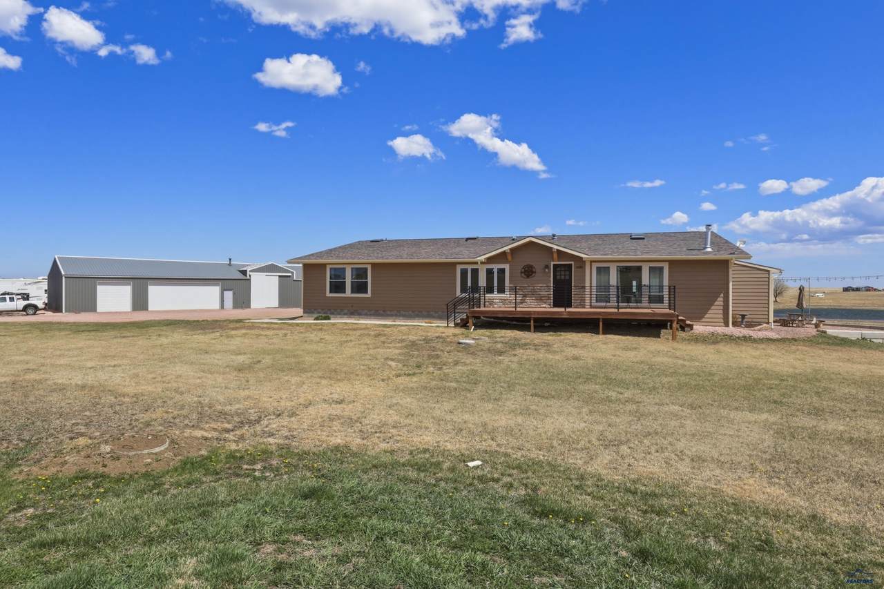 22196 School Rd - Photo 1